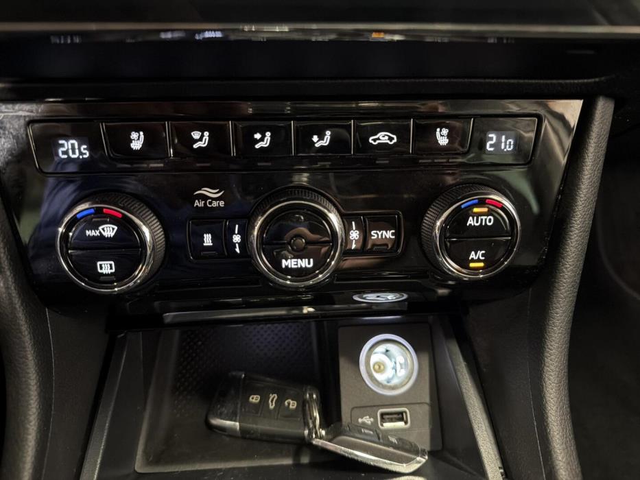 SKODA Superb 2018
