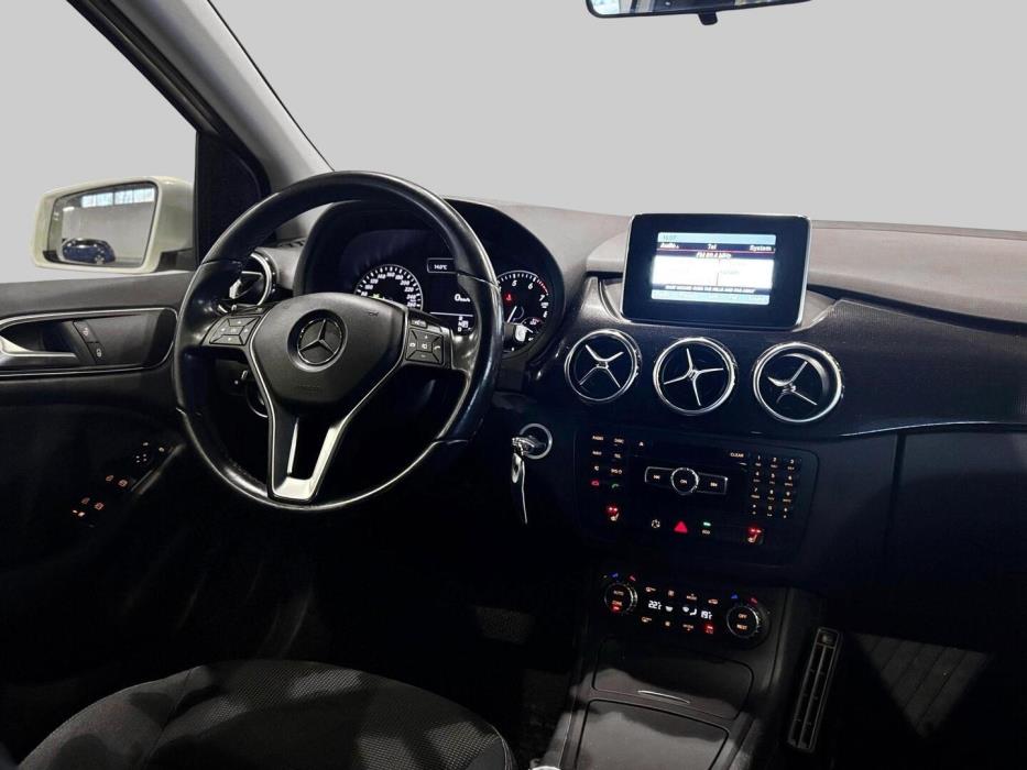 MERCEDES-BENZ B 2014