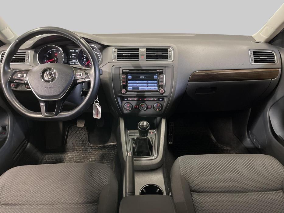 VOLKSWAGEN Jetta 2015