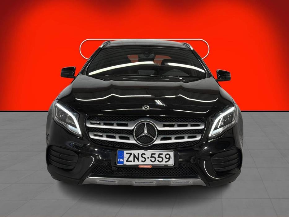MERCEDES-BENZ GLA 2020