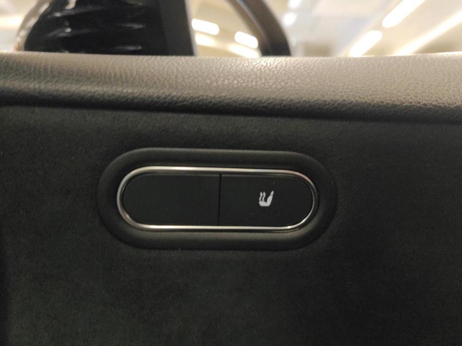 MERCEDES-BENZ A 2019