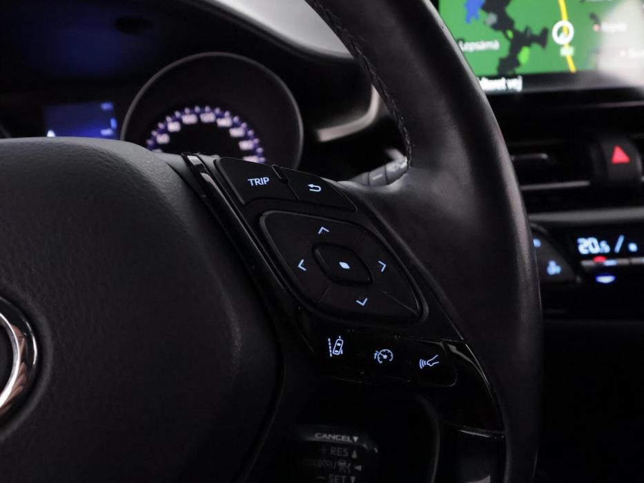 TOYOTA C-HR 2019