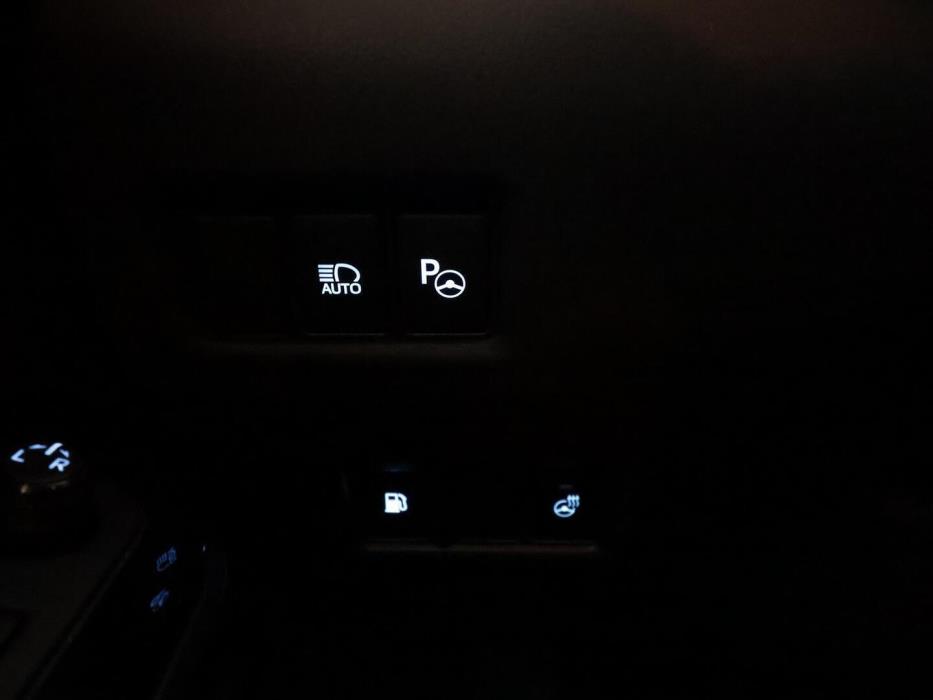 TOYOTA C-HR 2019