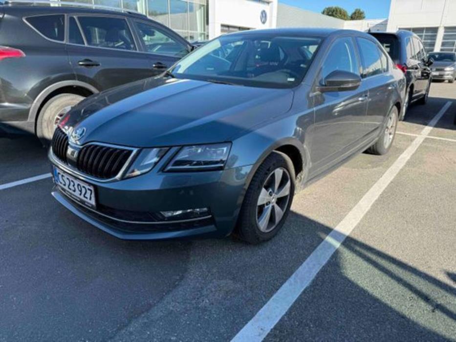 SKODA OCTAVIA 2019