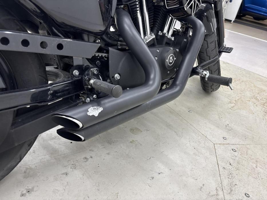 HARLEY-DAVIDSON SPORTSTER 2015