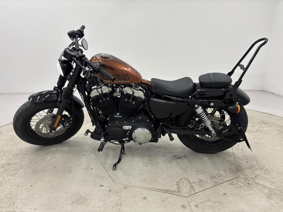 HARLEY-DAVIDSON SPORTSTER 2015