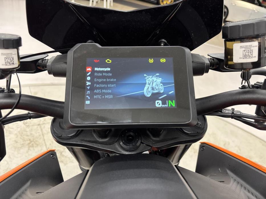 KTM 1390 Super Duke R 2025