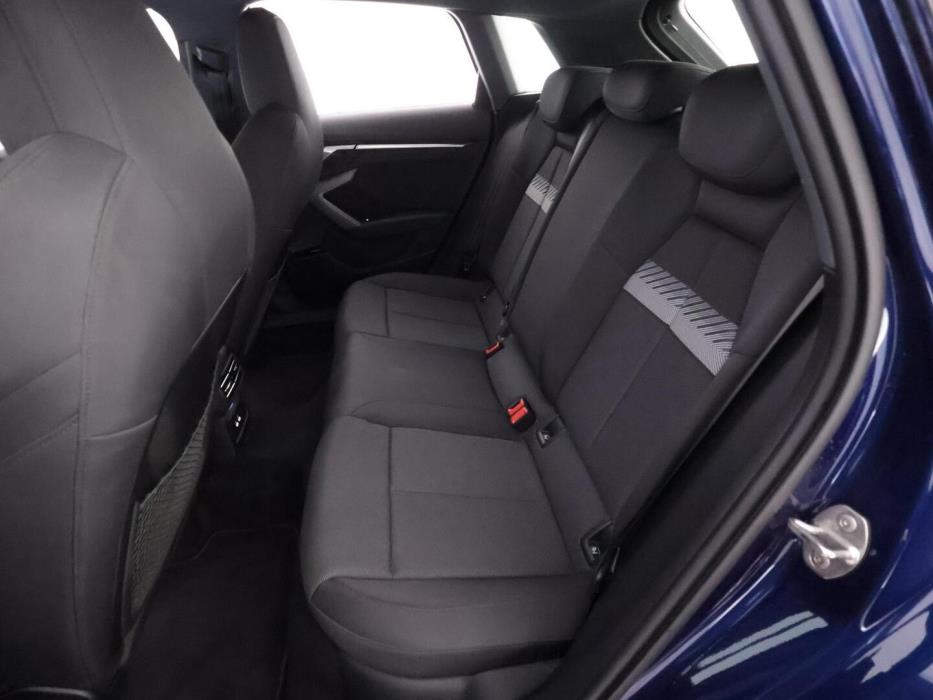 AUDI A3 2025