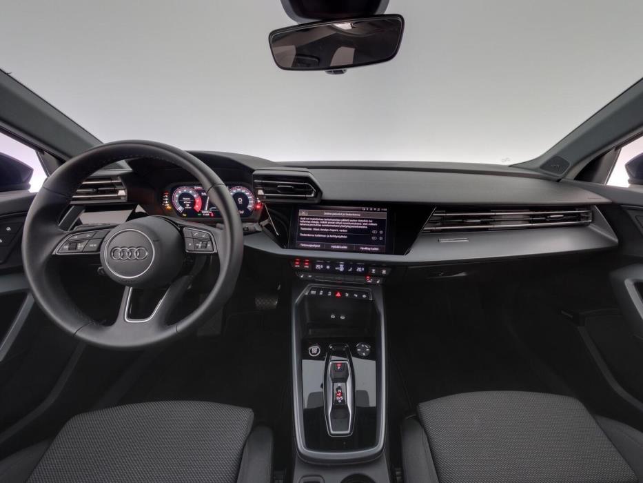 AUDI A3 2025