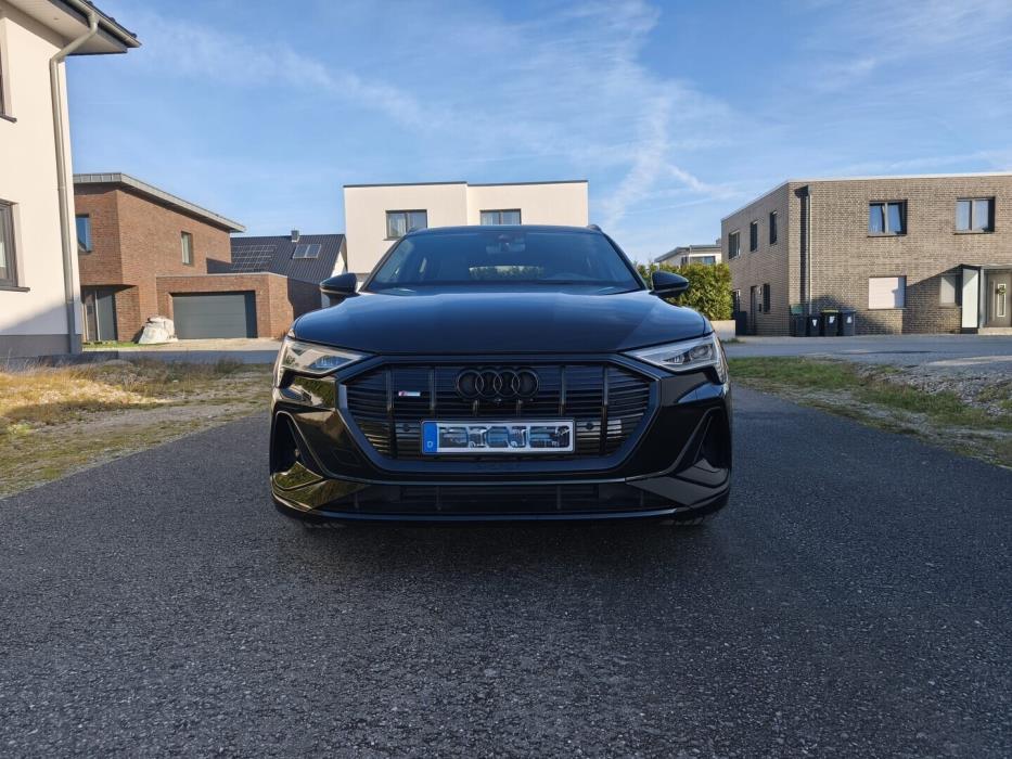 AUDI E-TRON 2021