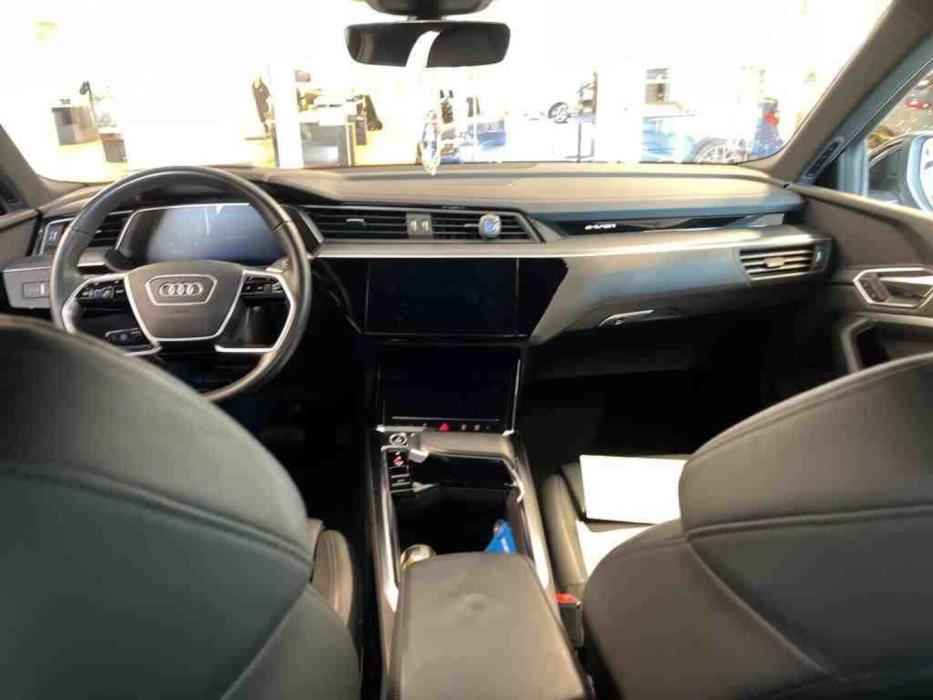 AUDI E-TRON 2022