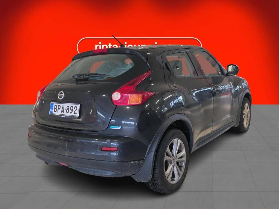 NISSAN Juke 2011