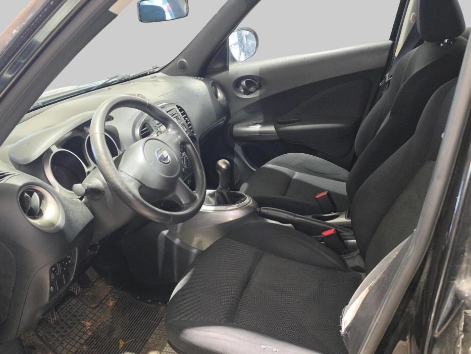 NISSAN Juke 2011