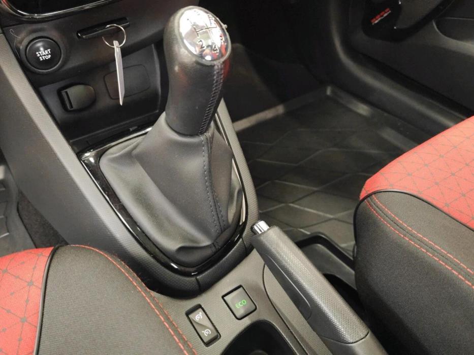 RENAULT Clio 2013