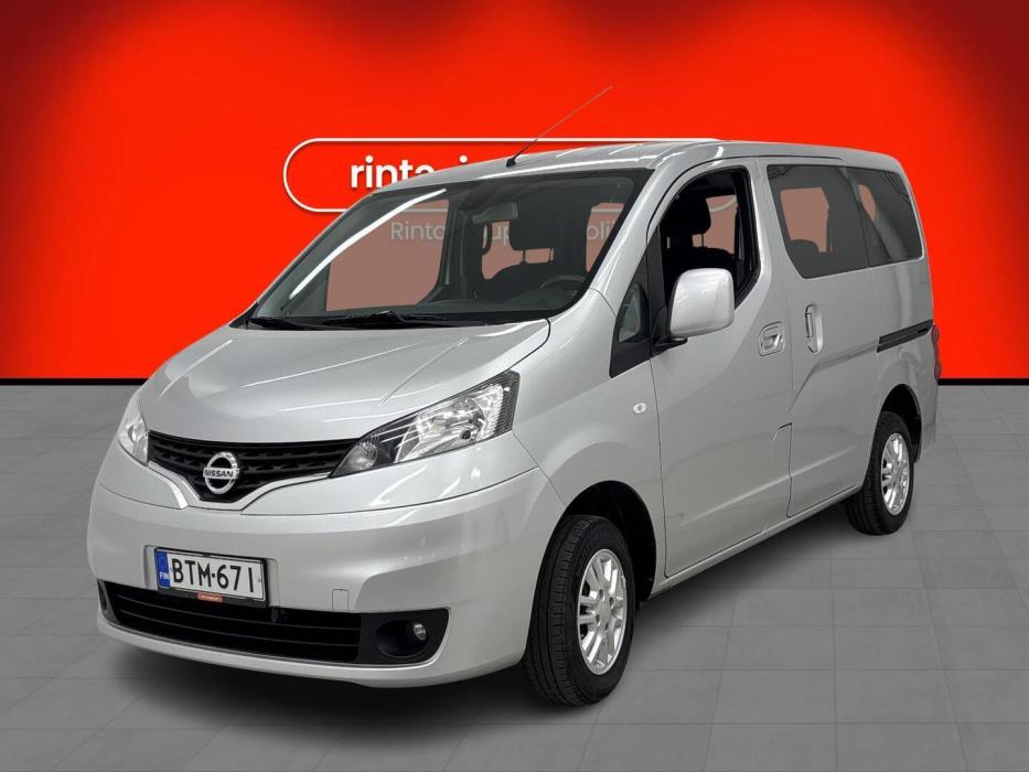 NISSAN NV200 2015