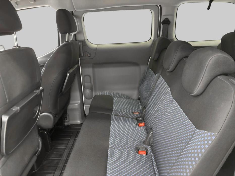 NISSAN NV200 2015