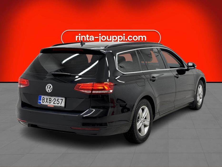 VOLKSWAGEN Passat 2019