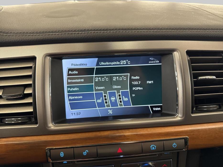 JAGUAR XF 2010