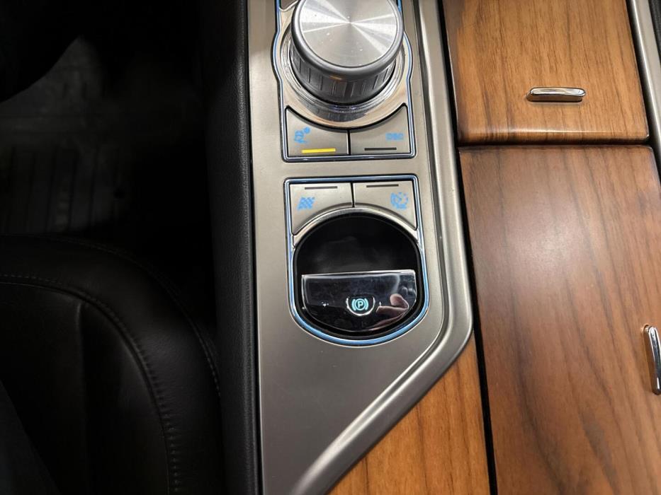 JAGUAR XF 2010