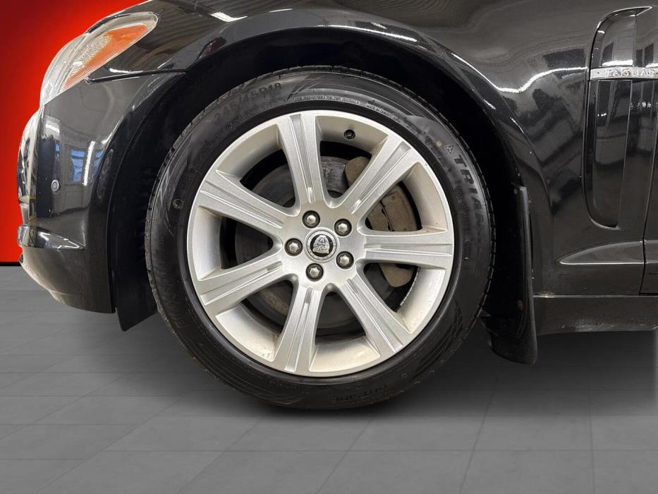 JAGUAR XF 2010