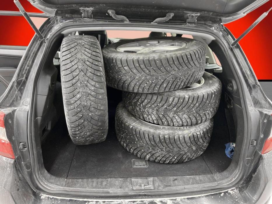SUBARU Outback 2015