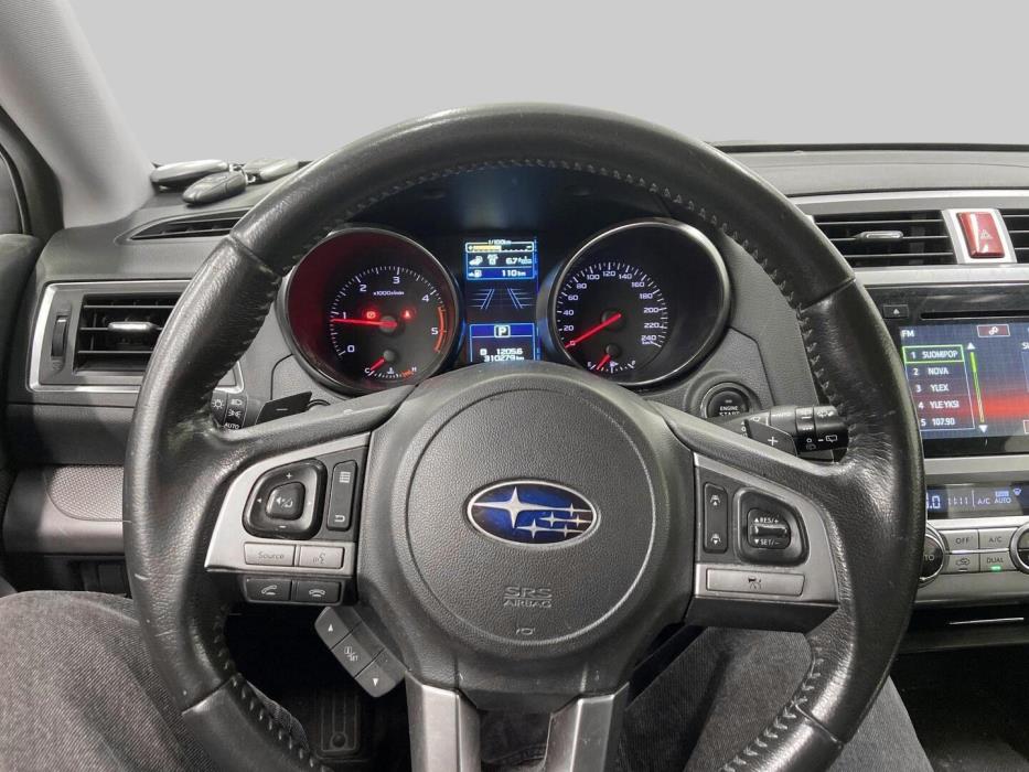 SUBARU Outback 2015