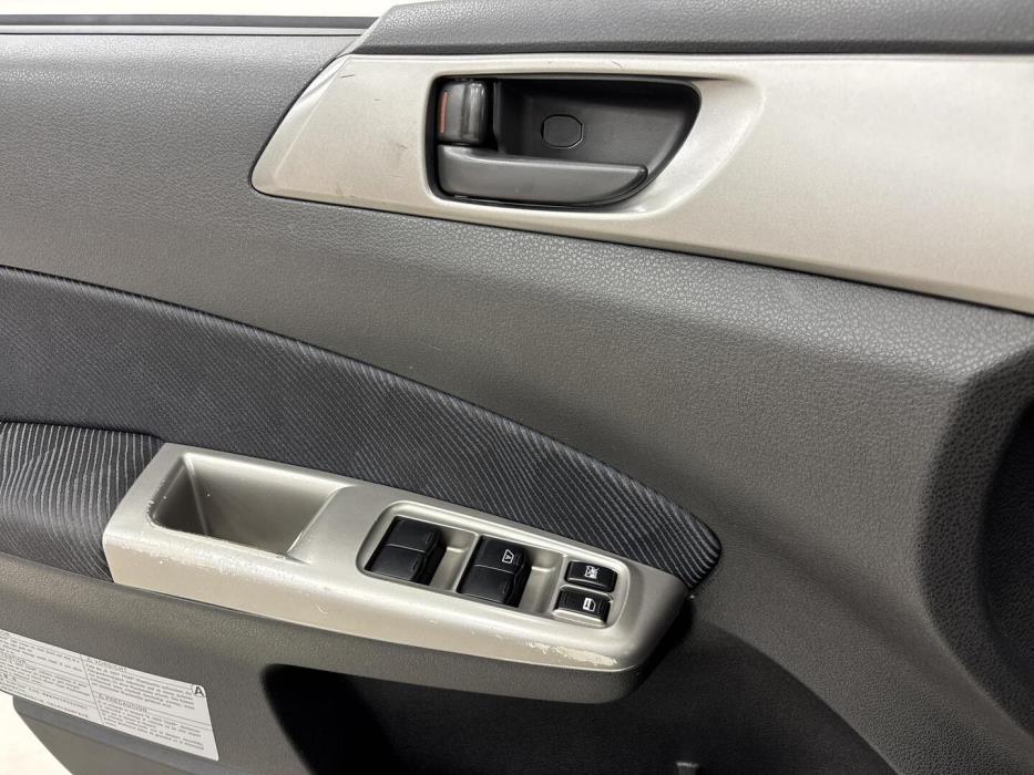 SUBARU Forester 2008