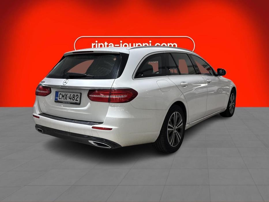 MERCEDES-BENZ E 2019