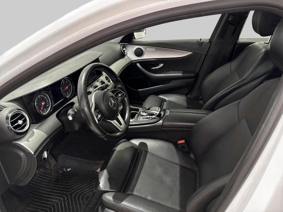 MERCEDES-BENZ E 2019