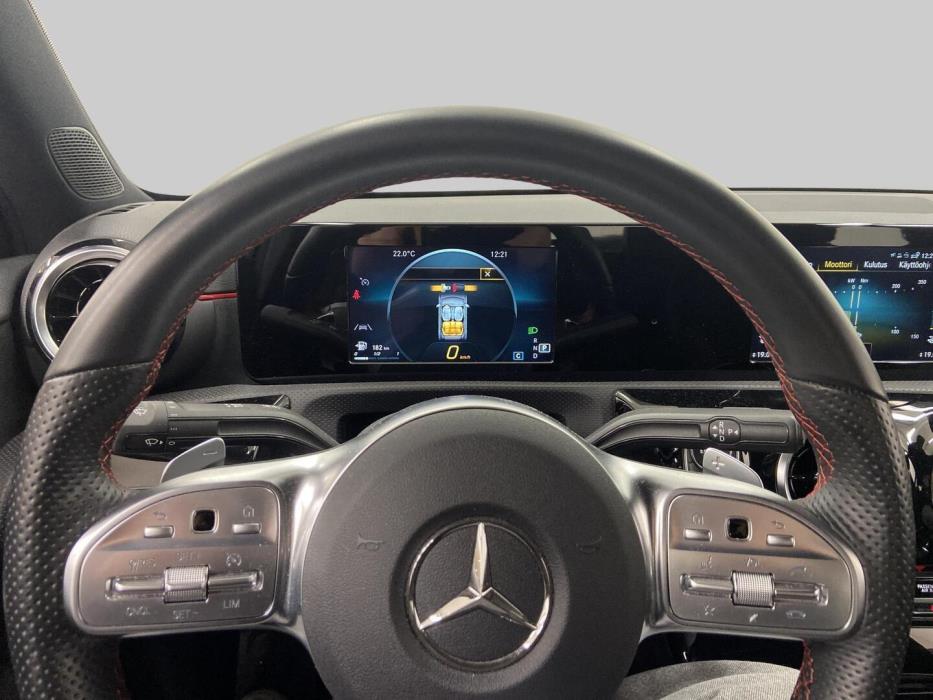MERCEDES-BENZ A 2020