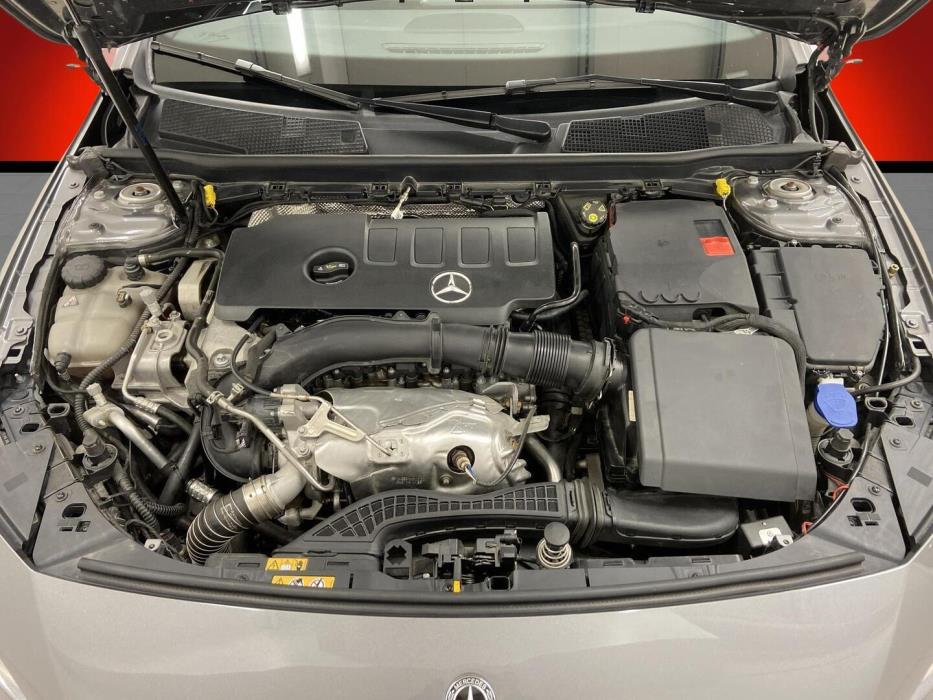 MERCEDES-BENZ A 2020