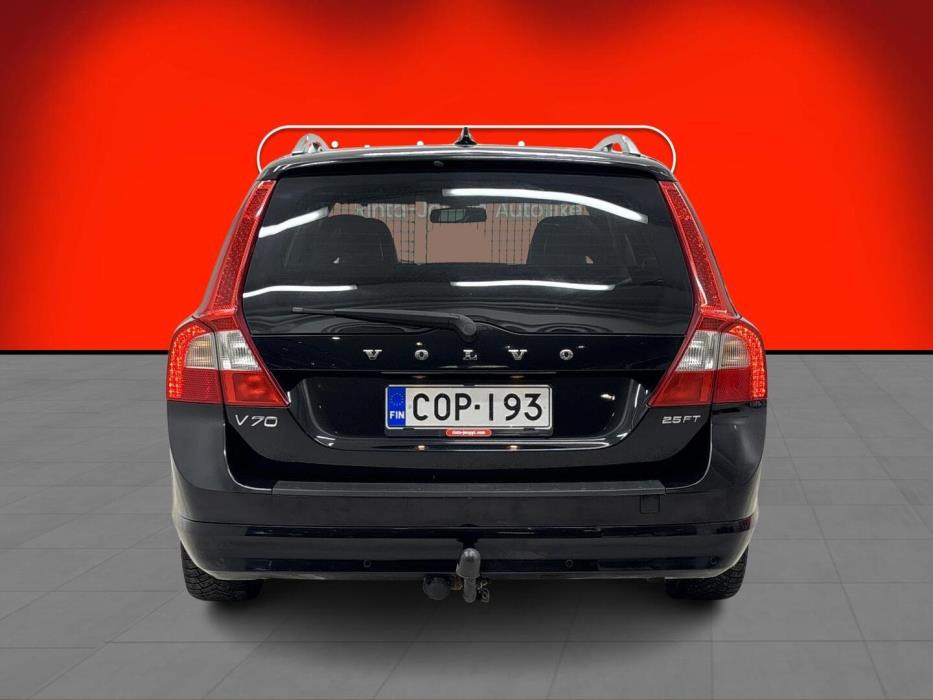 VOLVO V70 2009