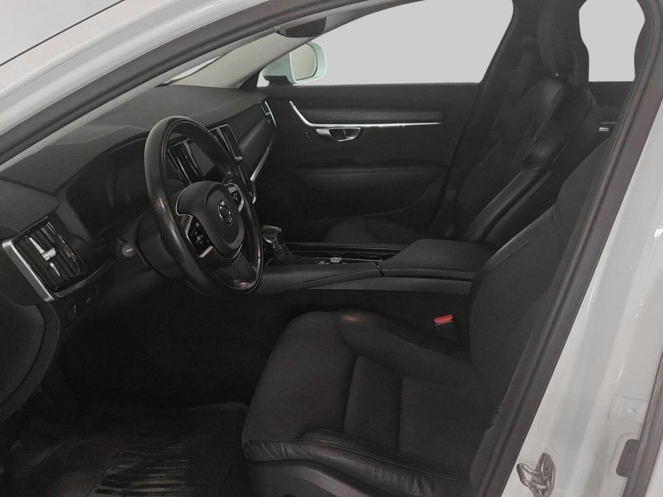 VOLVO V90 Cross Country 2017