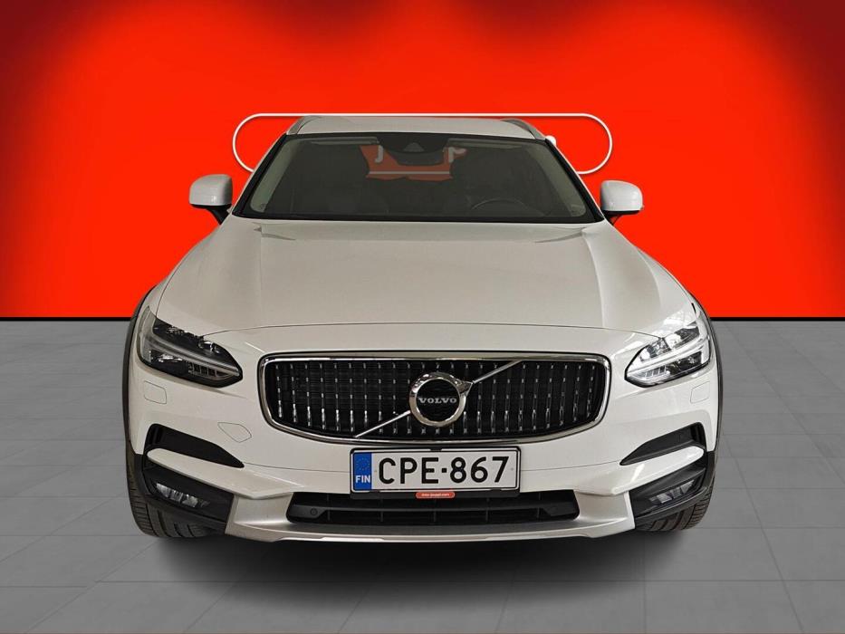 VOLVO V90 Cross Country 2017