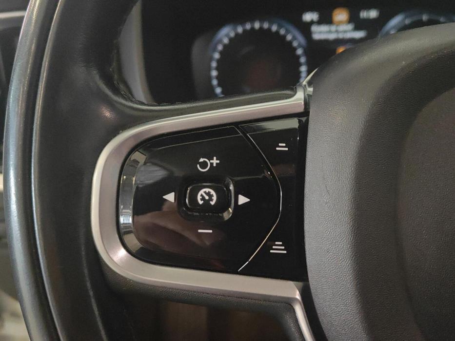 VOLVO V90 Cross Country 2017