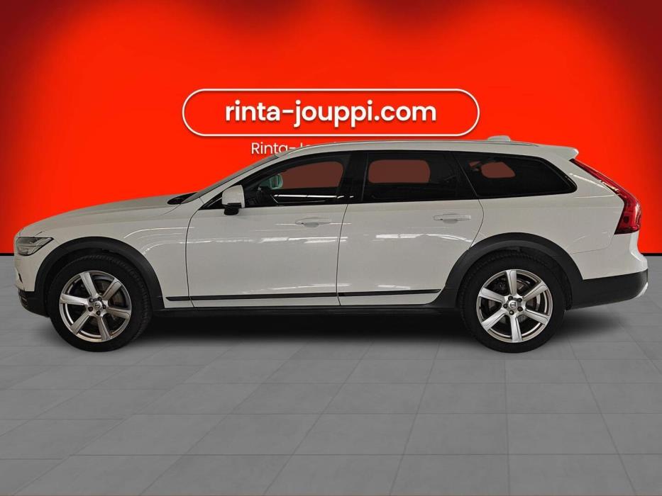 VOLVO V90 Cross Country 2017