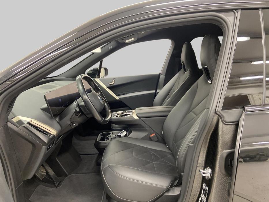 BMW iX 2023