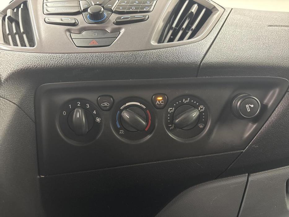 FORD Tourneo 2013