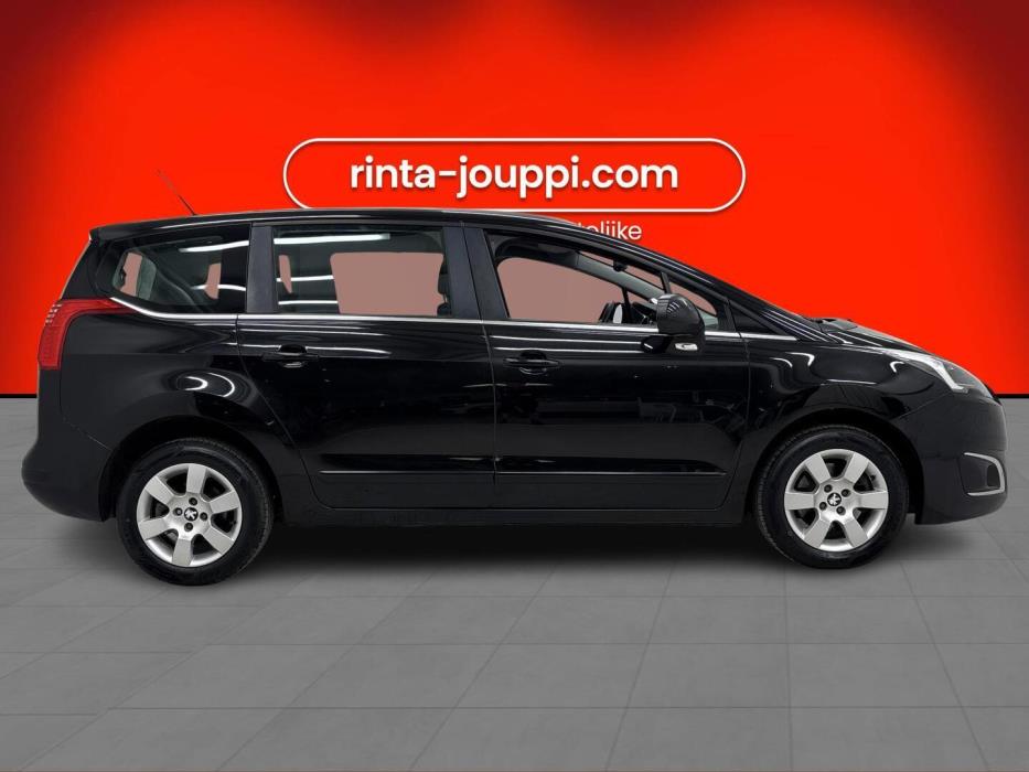 PEUGEOT 5008 2015