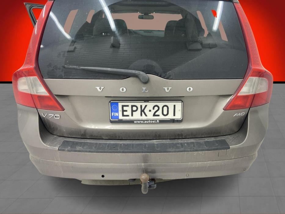 VOLVO V70 2008