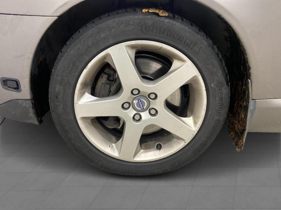 VOLVO V70 2008