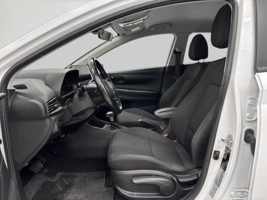 HYUNDAI i20 Hatchback 2021