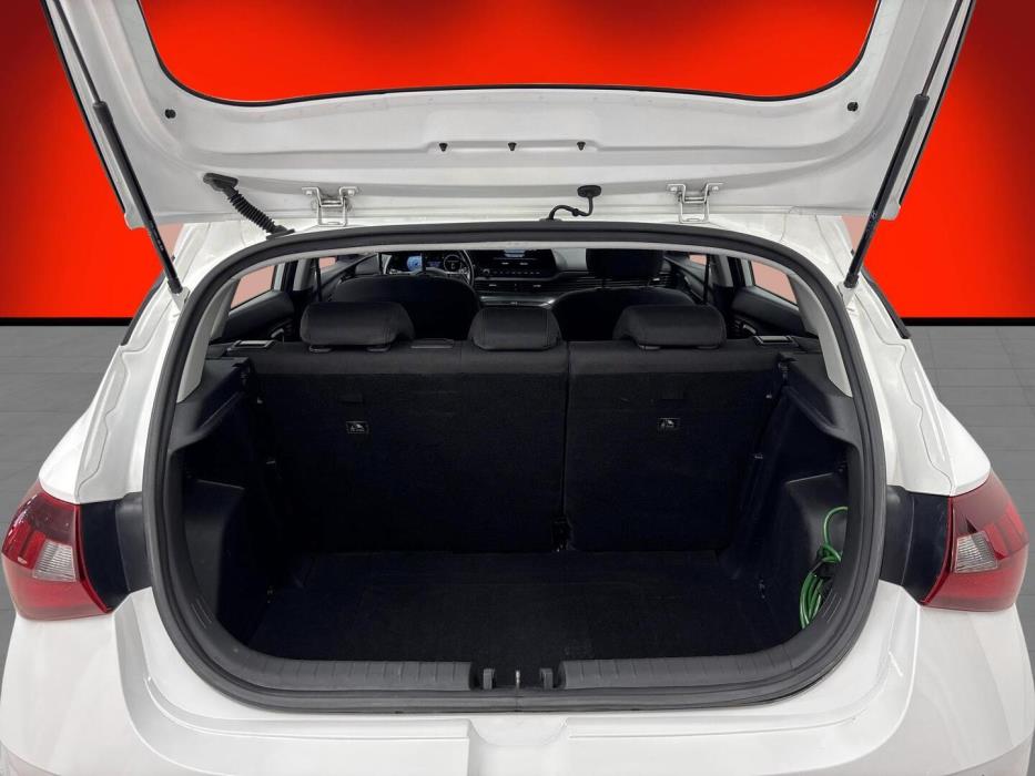 HYUNDAI i20 Hatchback 2021