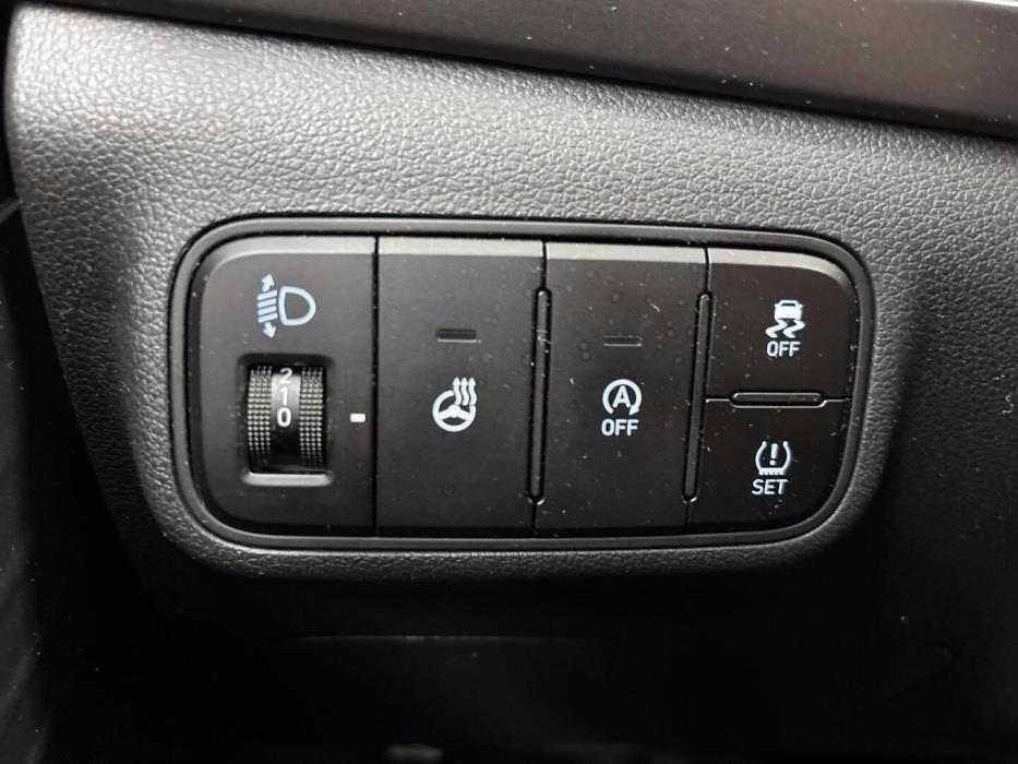 HYUNDAI i20 Hatchback 2021