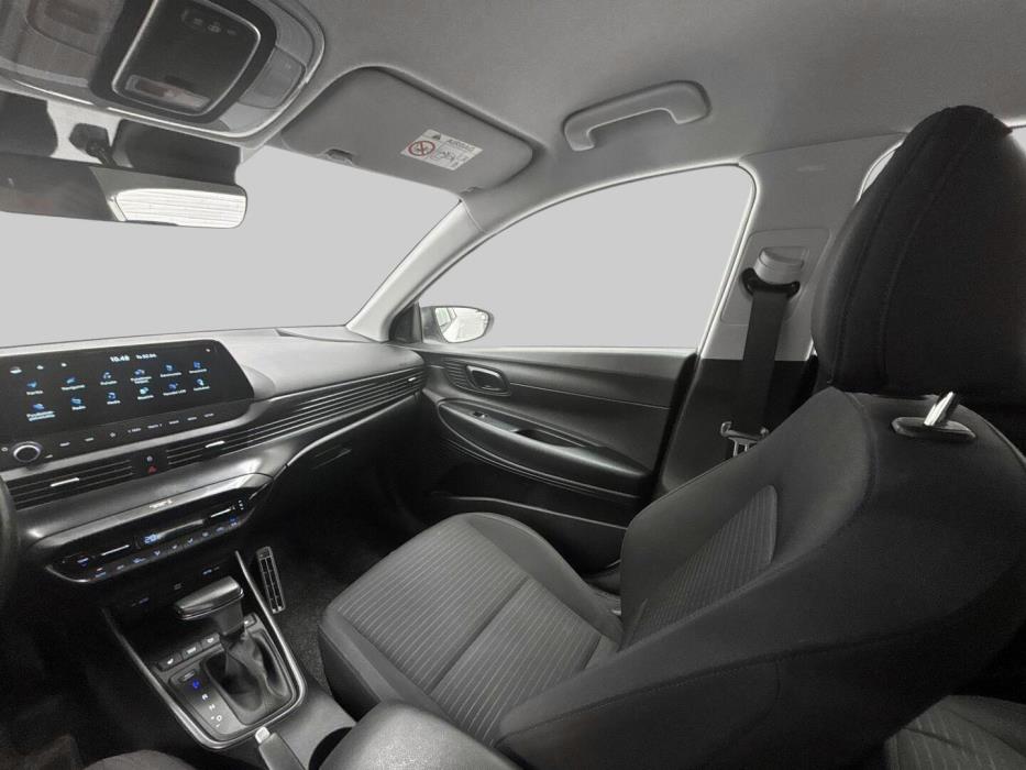 HYUNDAI i20 Hatchback 2021