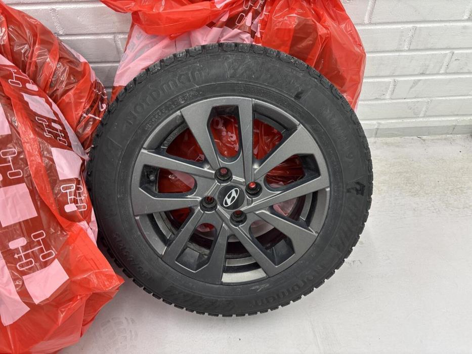 HYUNDAI i20 Hatchback 2021