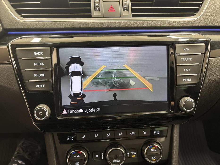 SKODA Superb 2016