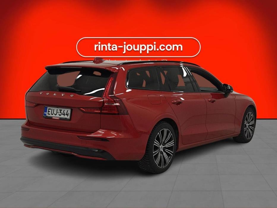 VOLVO V60 2022
