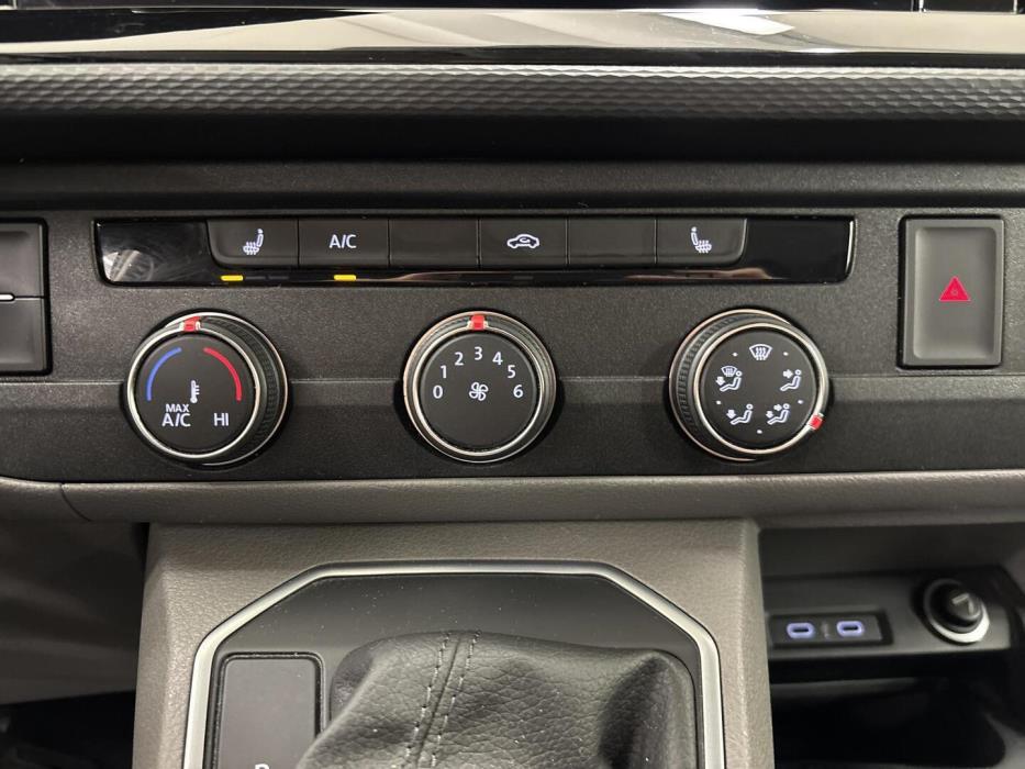 VOLKSWAGEN Transporter 2020