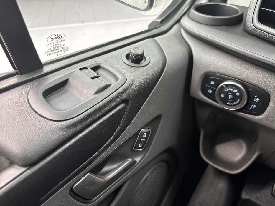 FORD Transit Custom 2023